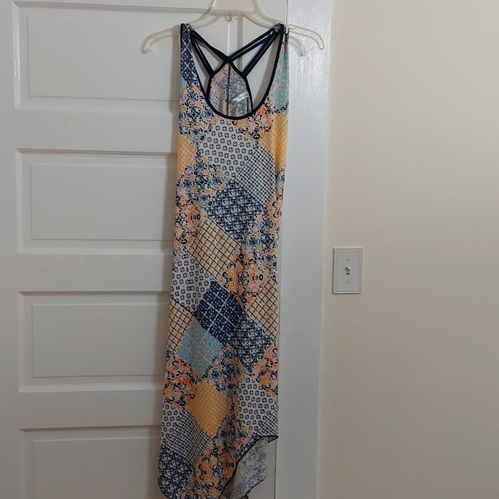 Sleeveless dress
